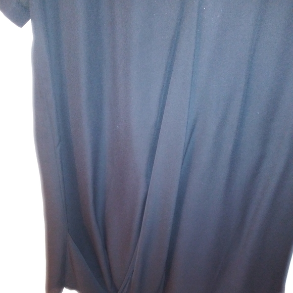 Black dress - Picture 4 of 8